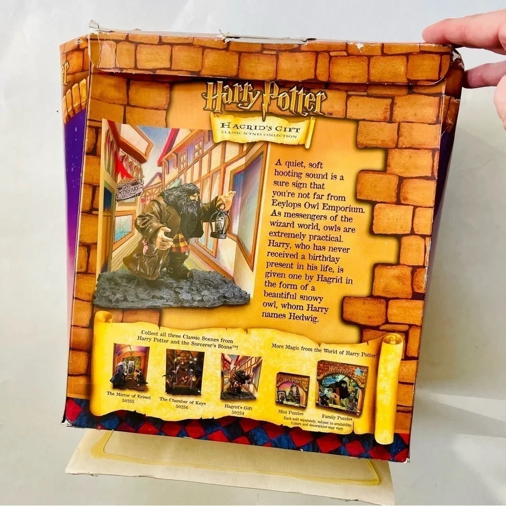 Mattel 2001 Harry Potter Classic Scenes Collection Hagrid’s Gift 50254